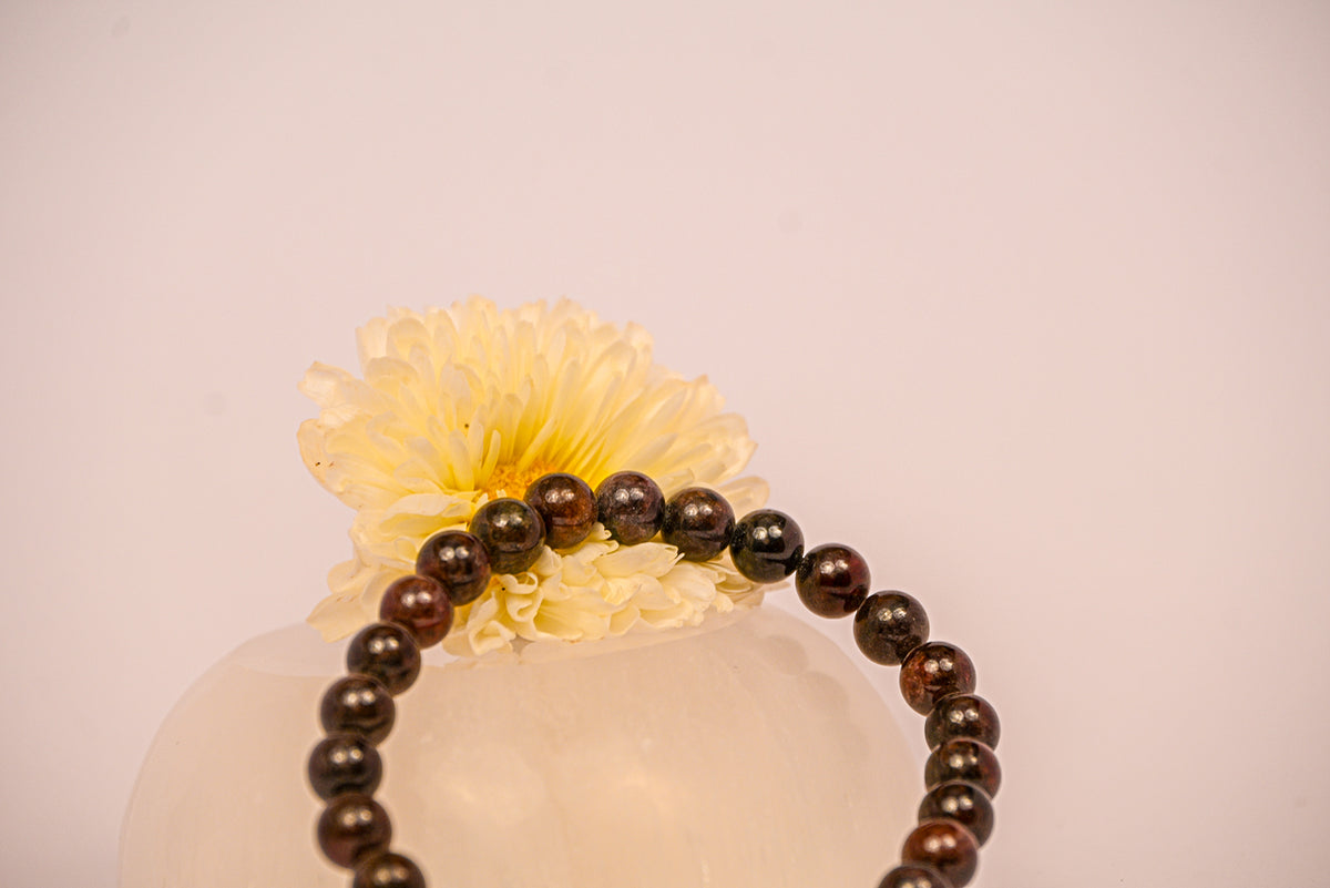 Kalavati Agate Bronze Glow Beaded  Bracelet