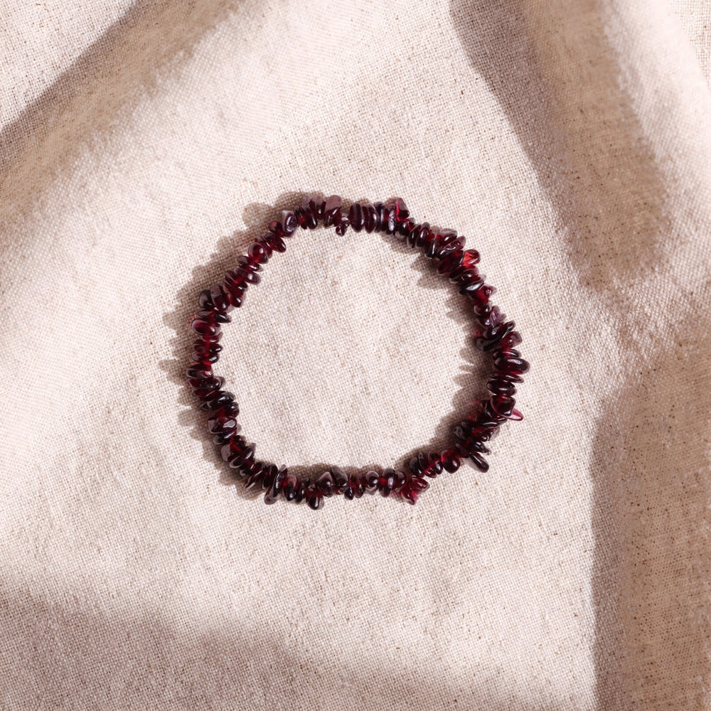 Kalavati Agate Natural Garnet Chips Bracelet